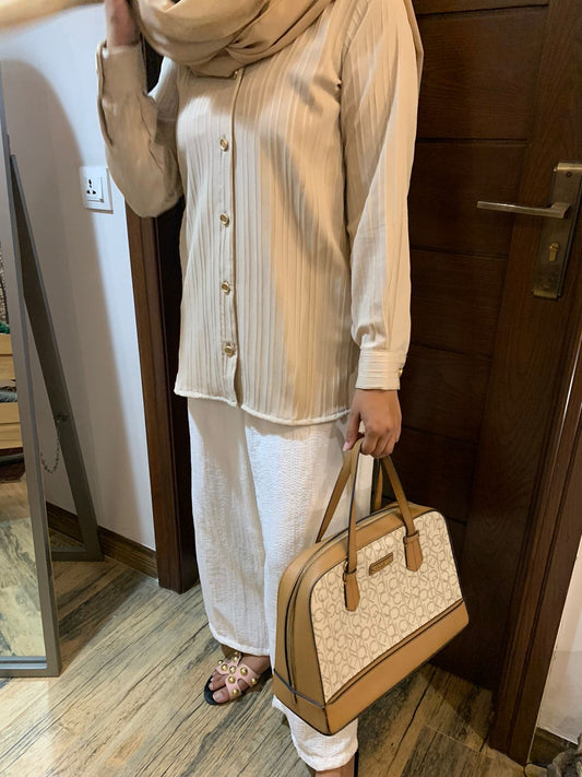 Taupe